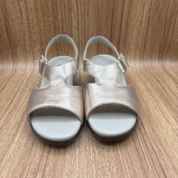 SAS Suntimer Leather Sandals Lusso (Gold) Women’s Size 7.5 M Hook And Loop Shoes - Picture 2 of 8